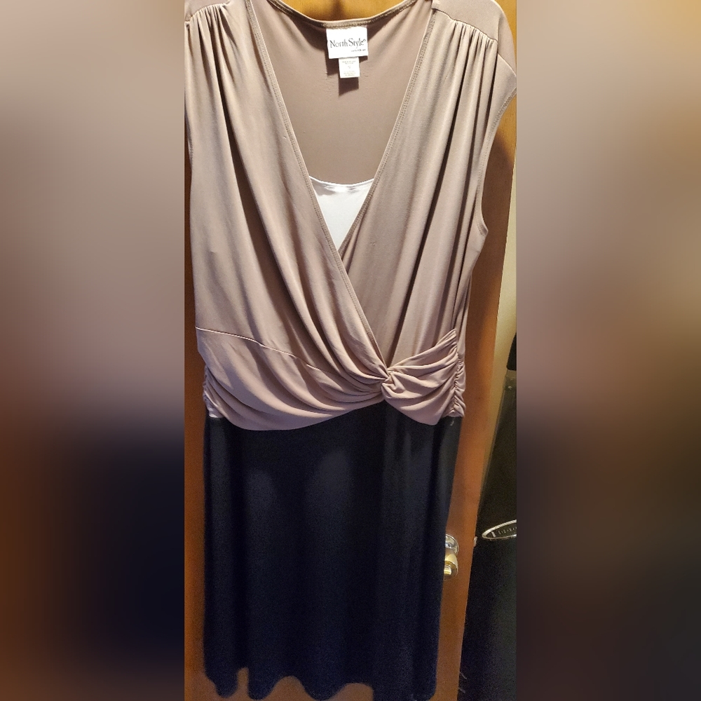 Woman dress (Northstyle)